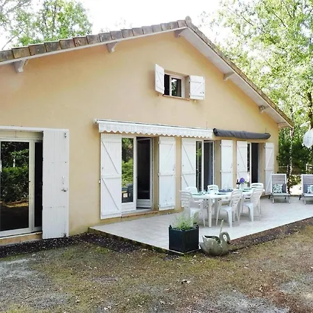 Ferienhaus Home, Grayan-et-l'hopital, Cleaning Included *